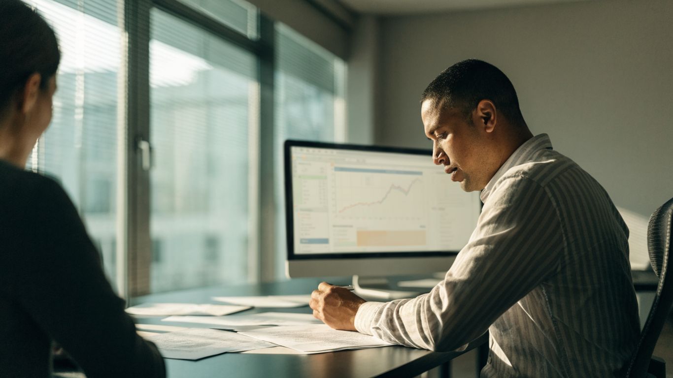 Take Profit Trader vs. Elite Trader Funding: Evaluations, Payouts, and Live Trading Compared